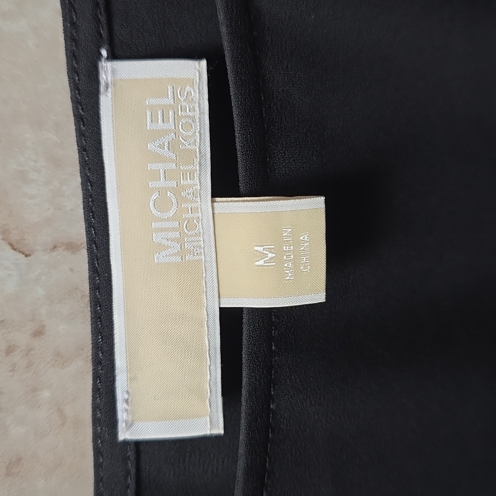 Women's Black Blouson Top with Gold Accent - Picture 3 of 6